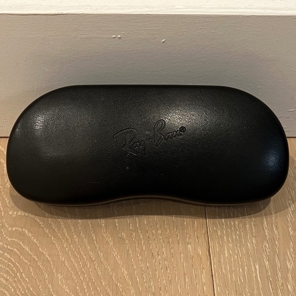 Ray-Ban Hard Shell Sunglasses / Glasses Case (Black) - Picture 3 of 6